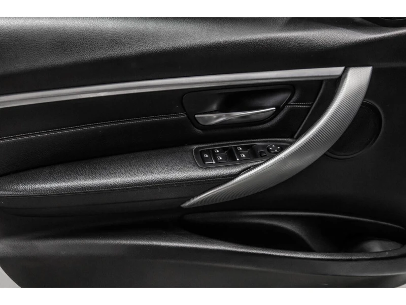 BMW 340 * xDrive Sedan M Sport xDrive Leather / M Sport * , снимка 11 - Автомобили и джипове - 52781979