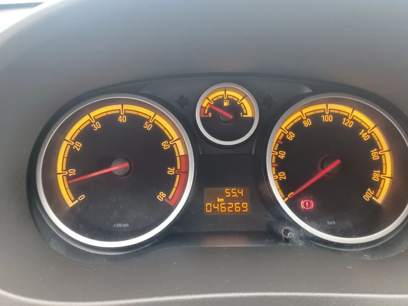 Opel Corsa 1.2 екотек, снимка 8 - Автомобили и джипове - 53034724