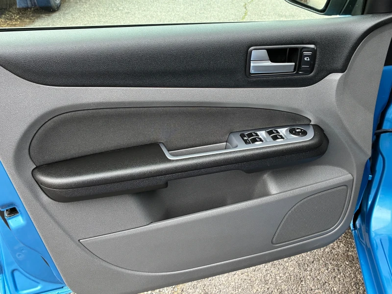 Ford Focus 1.6 TDCi 109, снимка 7 - Автомобили и джипове - 53393434