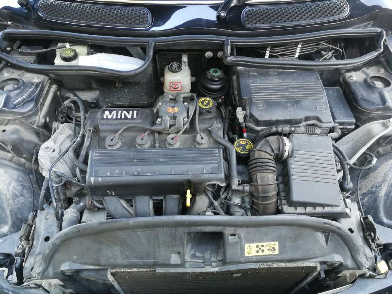 Mini Cooper 1.6 I  2Бр. 116к.с., снимка 9 - Автомобили и джипове - 26861045
