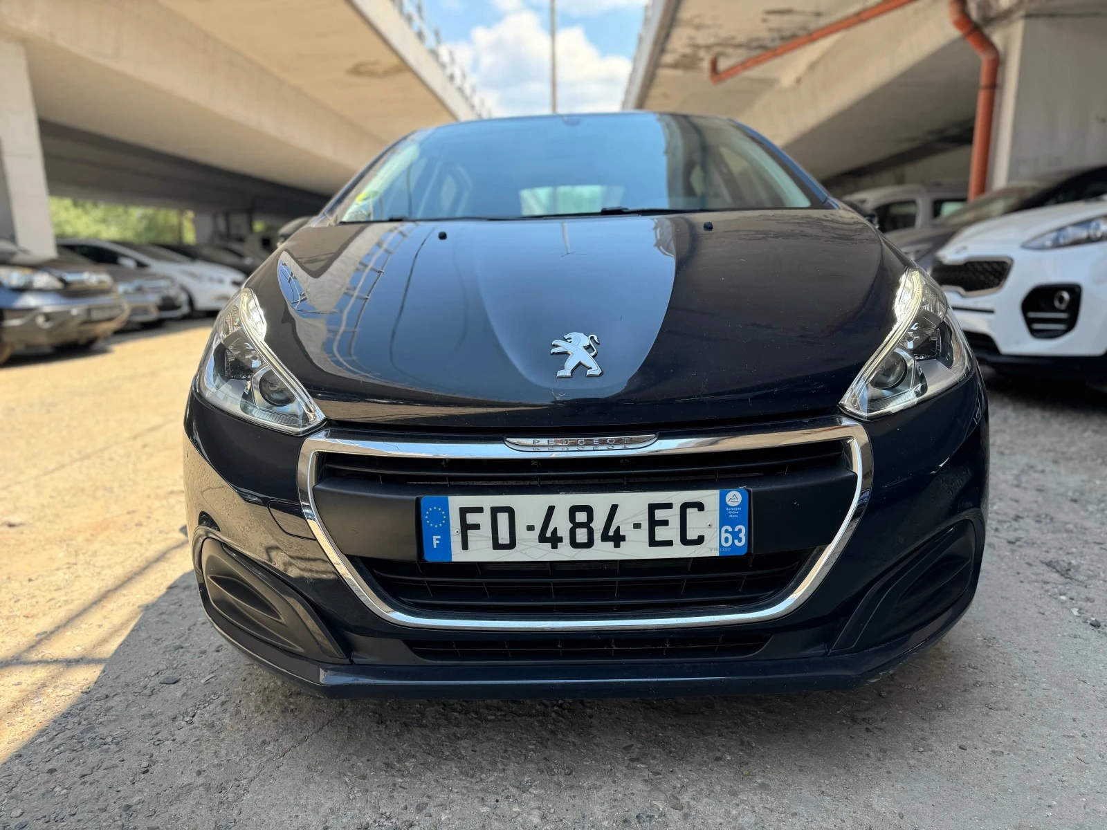 Peugeot 208 1.5e-HDI-EURO6 - изображение 2