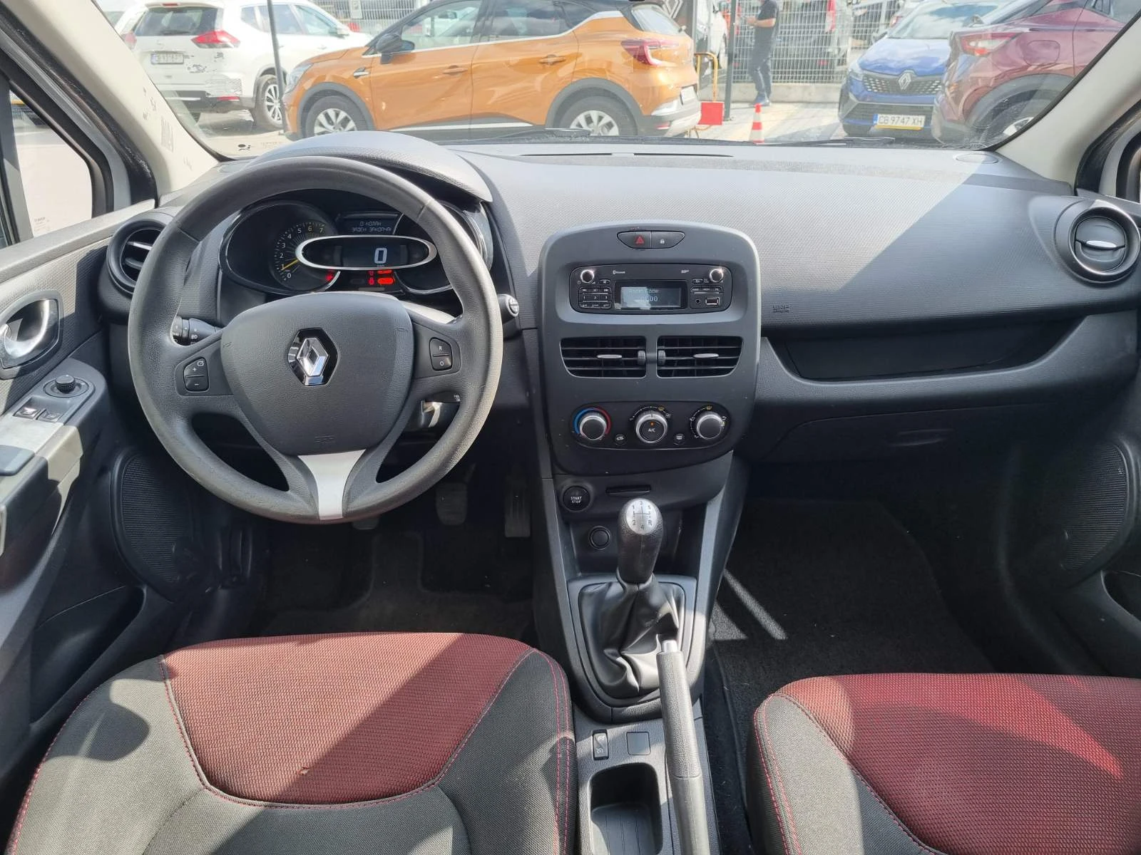 Renault Clio 1.2 75 к.с. бензин BVM5 (с N1 хомологация) - изображение 7