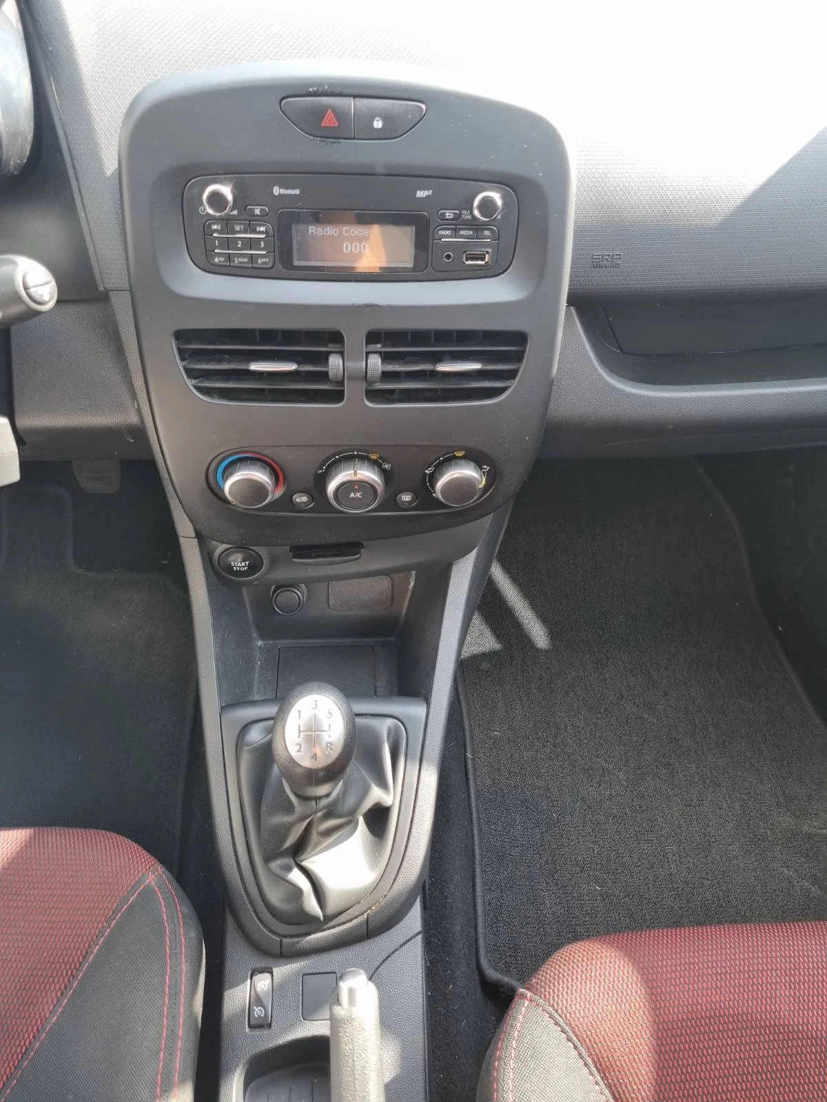 Renault Clio 1.2 75 к.с. бензин BVM5 (с N1 хомологация) - изображение 9