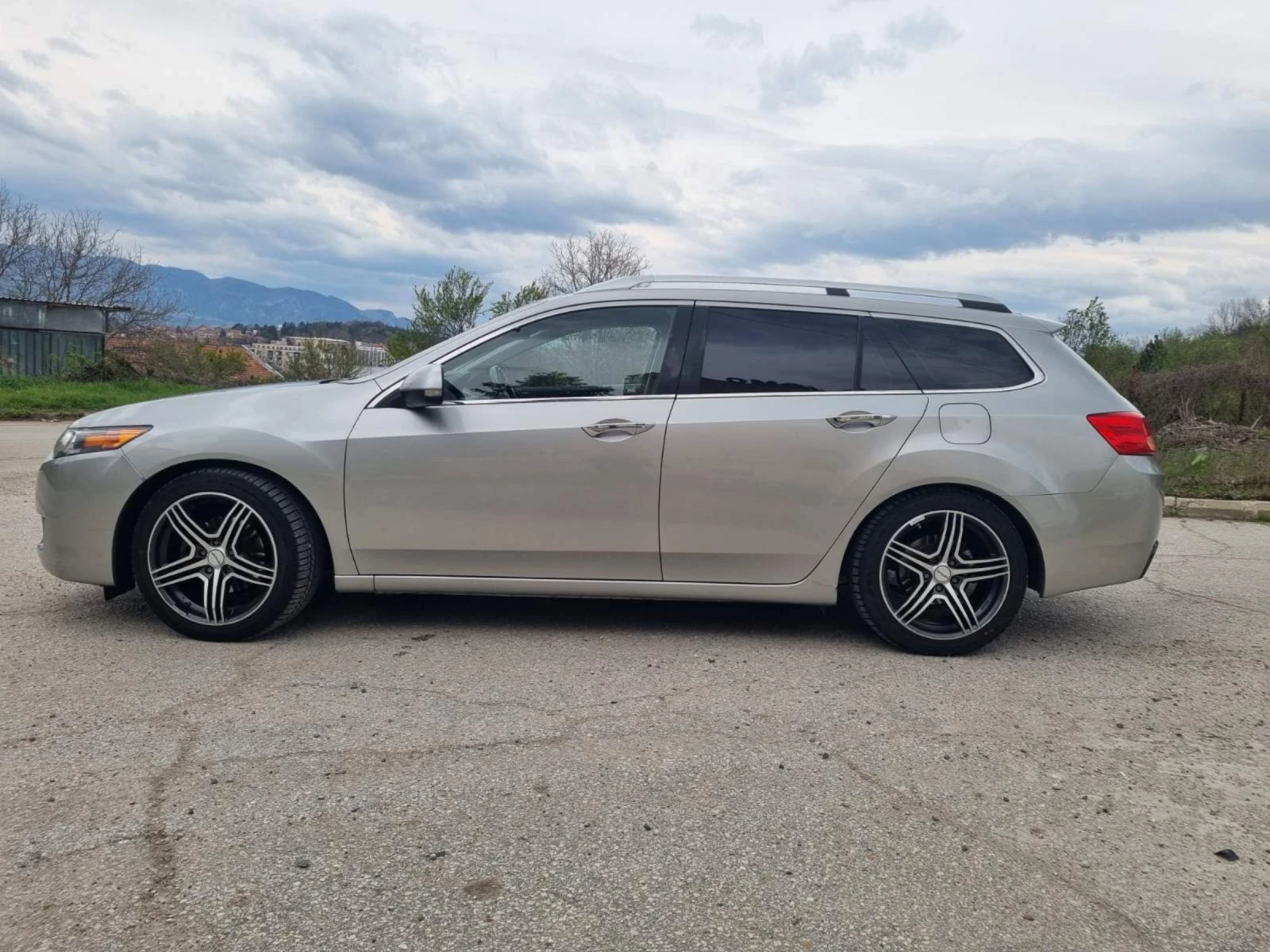 Honda Accord  - изображение 9