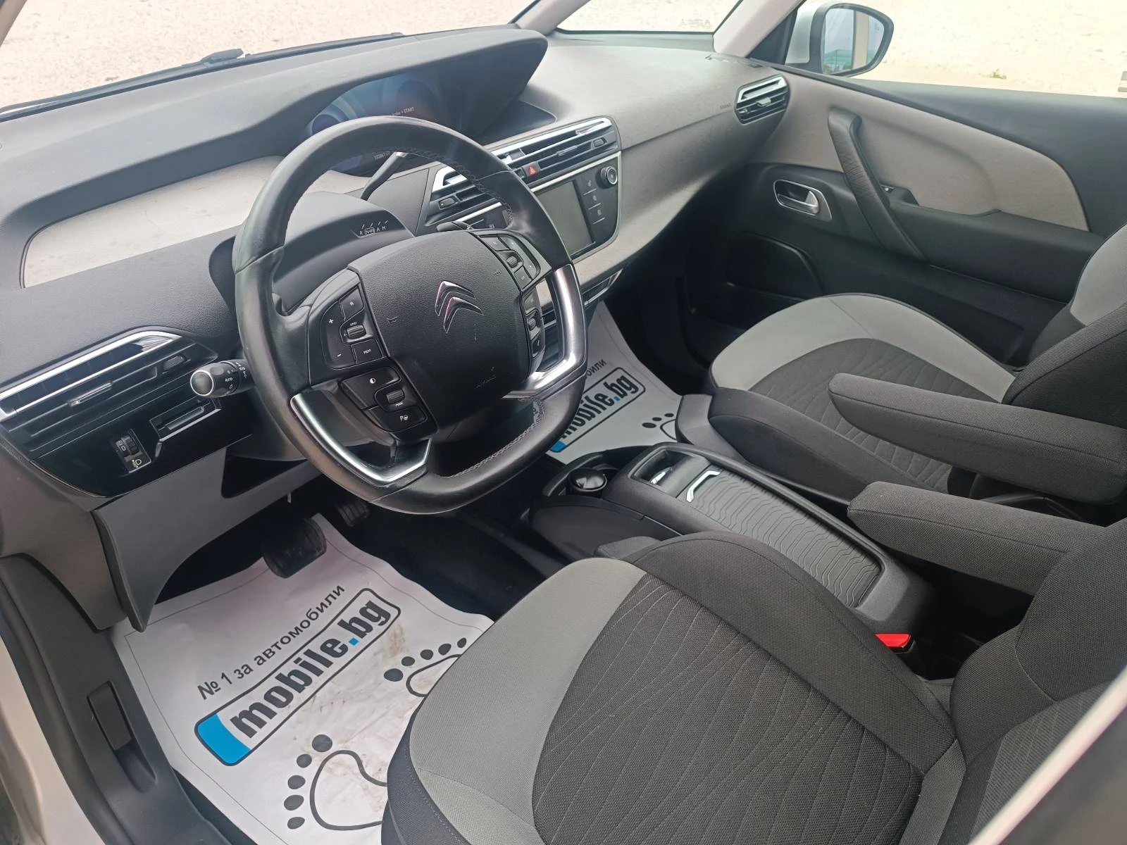 Citroen C4 Picasso 1.6 HDI - изображение 7