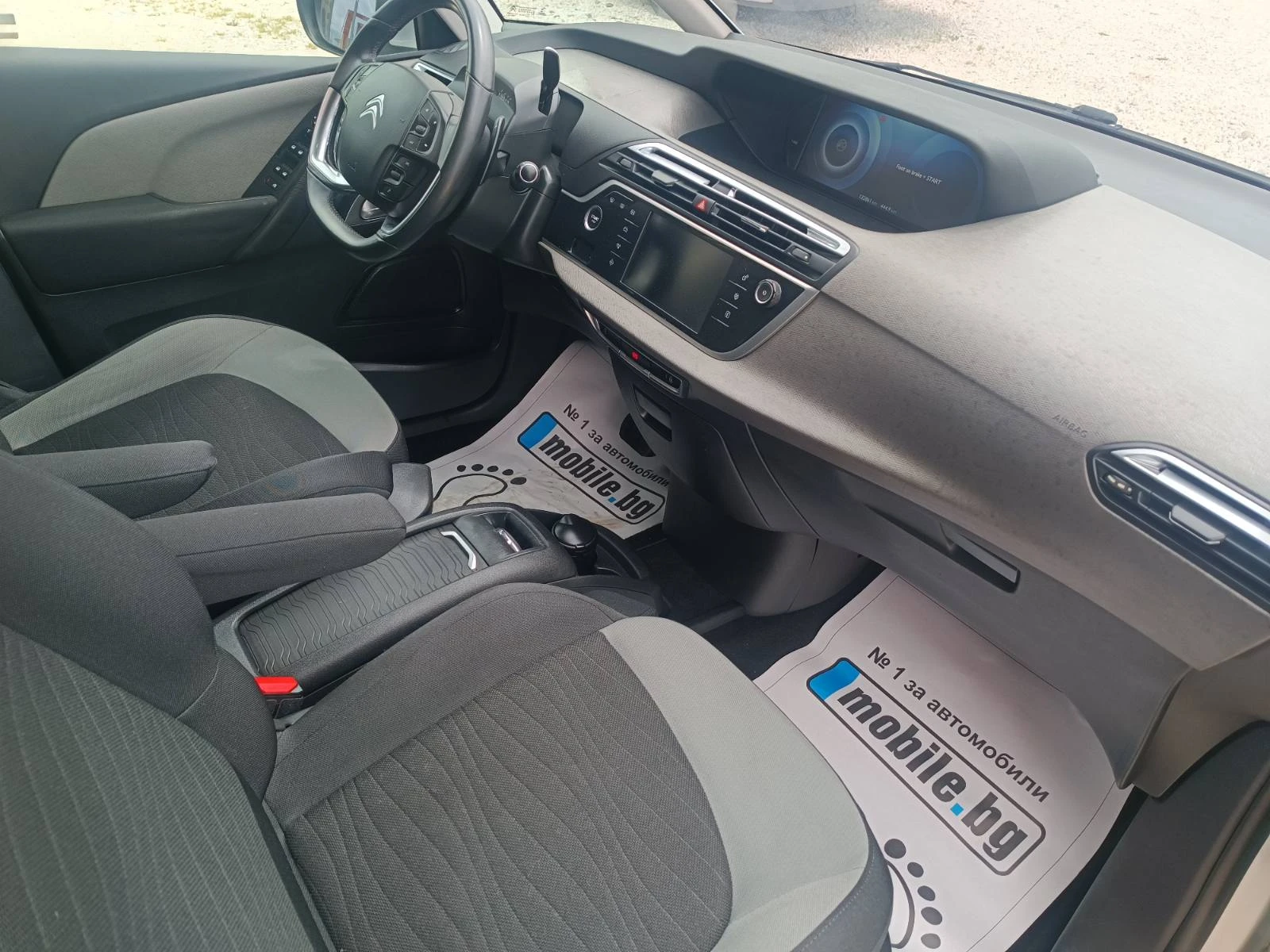 Citroen C4 Picasso 1.6 HDI - изображение 9