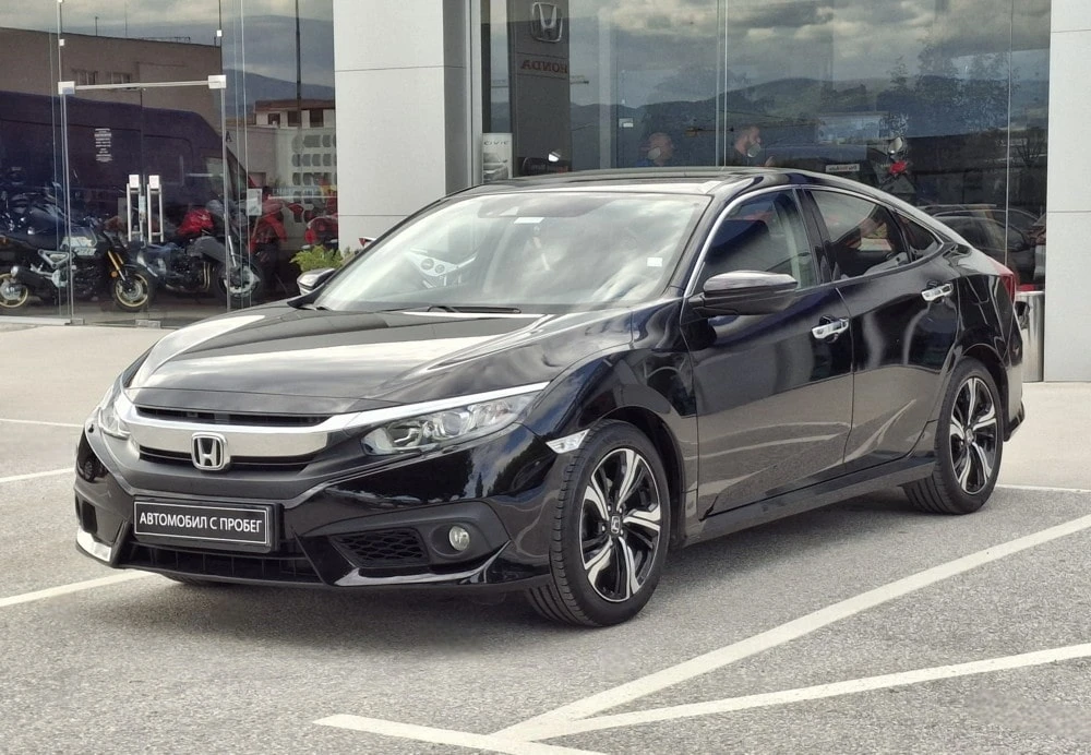 Honda Civic 1.6 i-DTEC Elegance MT - изображение 2