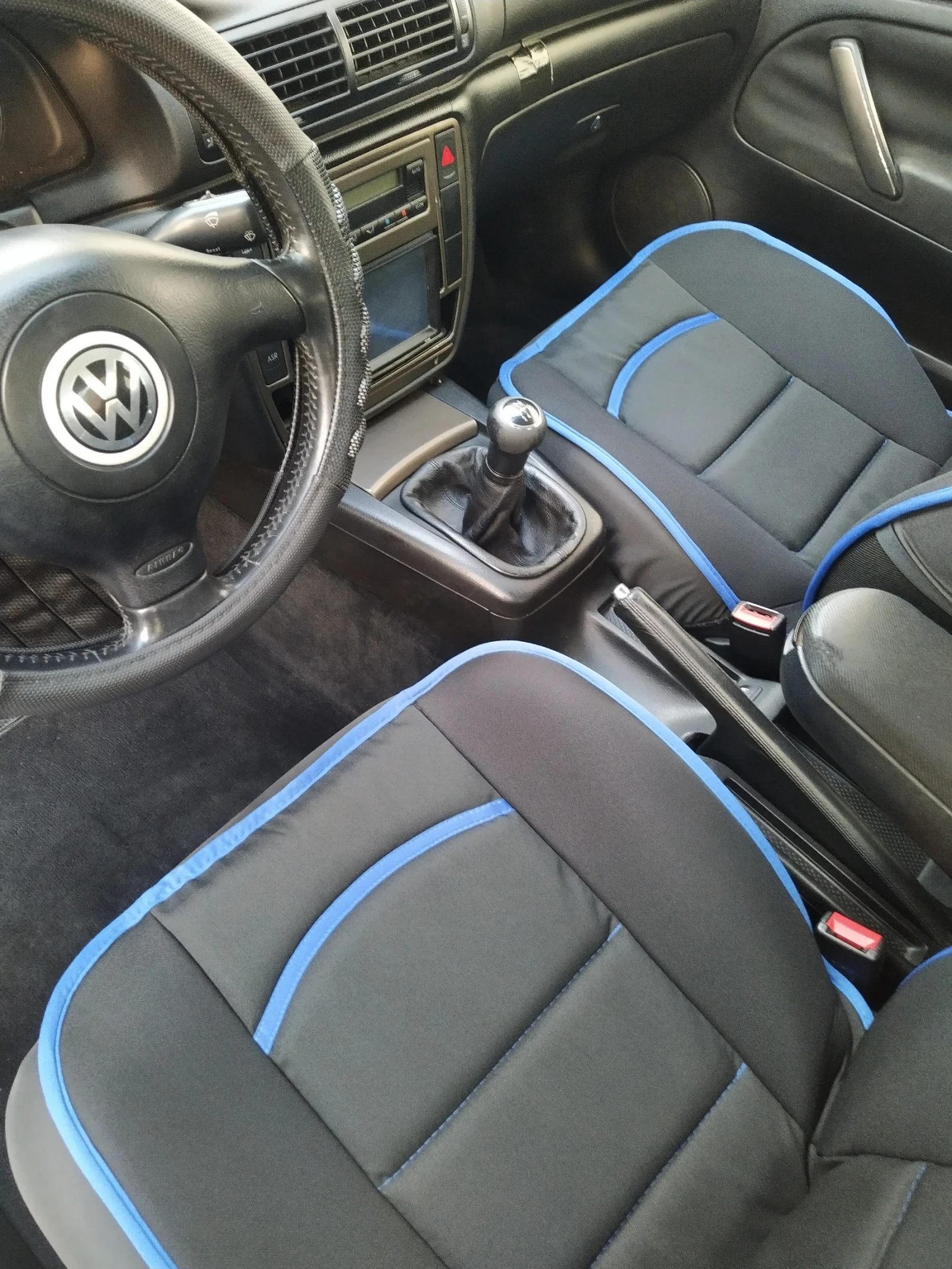 VW Passat 1.9 - изображение 5