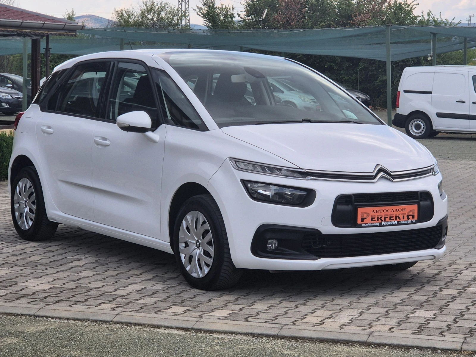 Citroen C4 Picasso 1.6HDI 120к.с. Автомат  - изображение 5