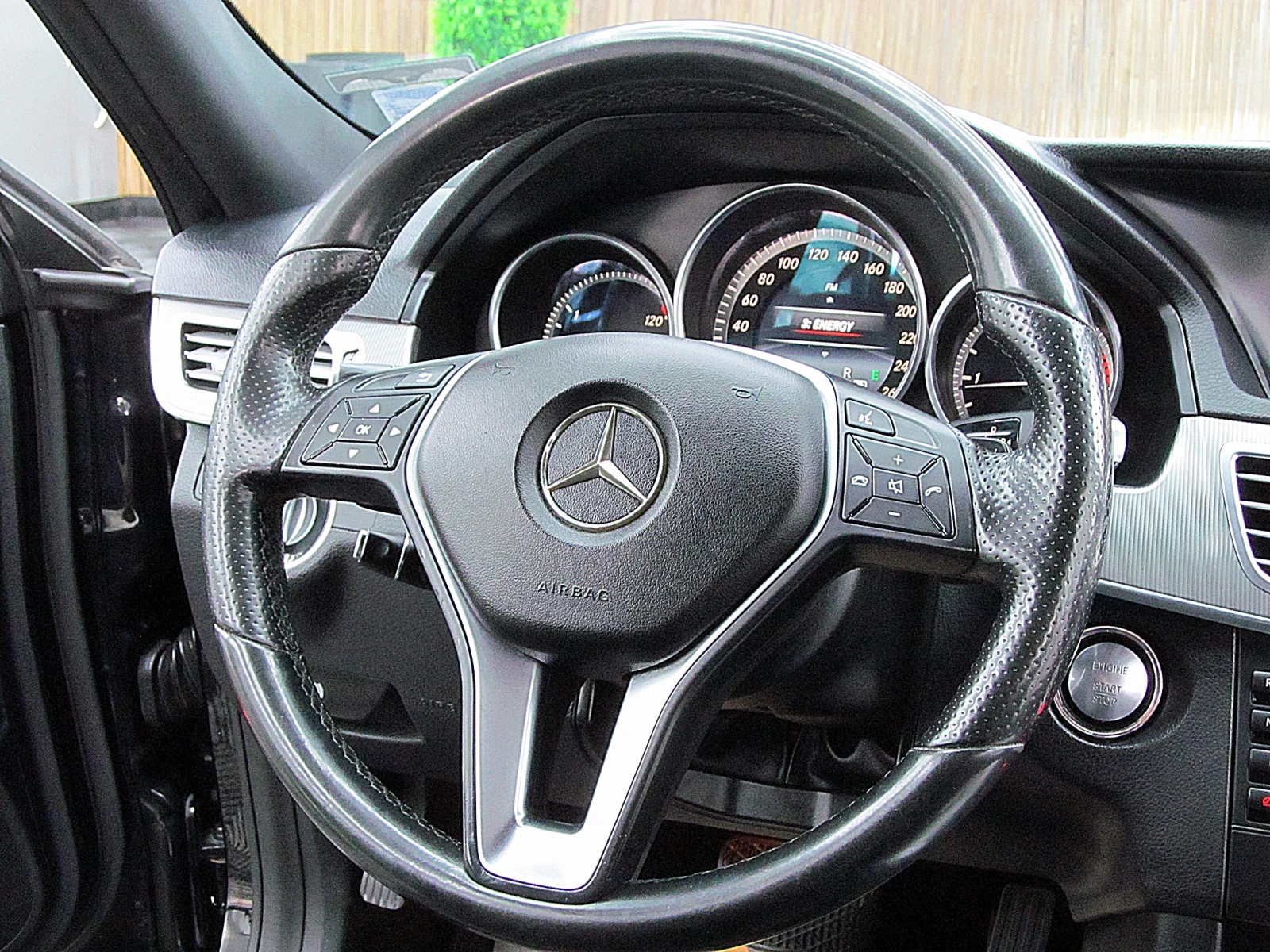 Mercedes-Benz E 250 harman kardon/KeylessGo/Podgrev/  | Mobile.bg   15