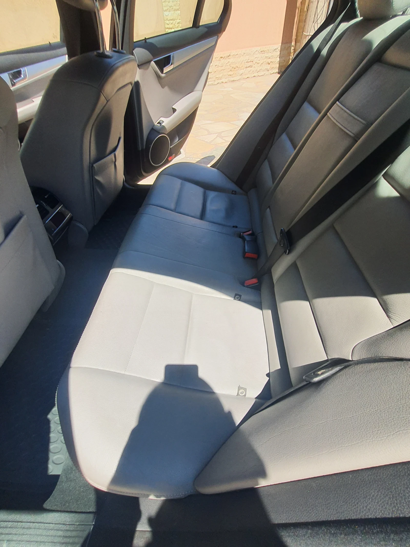 Mercedes-Benz C 220  - изображение 10