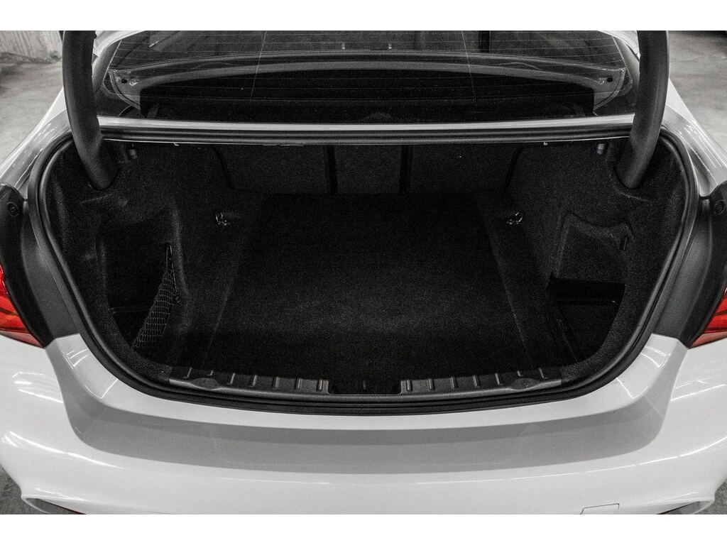 BMW 340 * xDrive Sedan M Sport xDrive Leather / M Sport *  - изображение 10