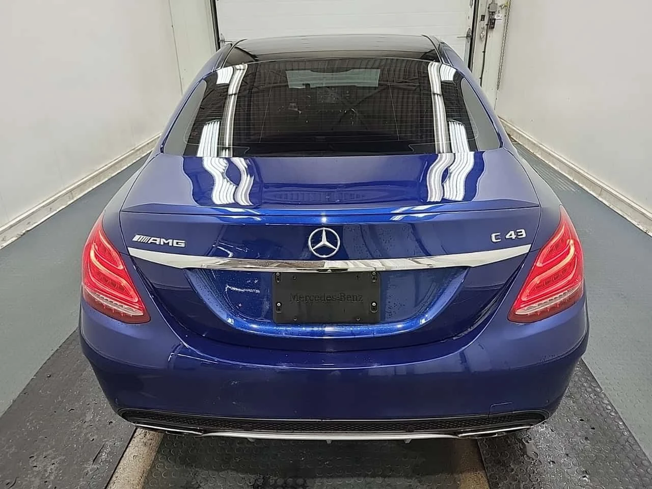 Mercedes-Benz C 43 AMG CARFAX - изображение 6