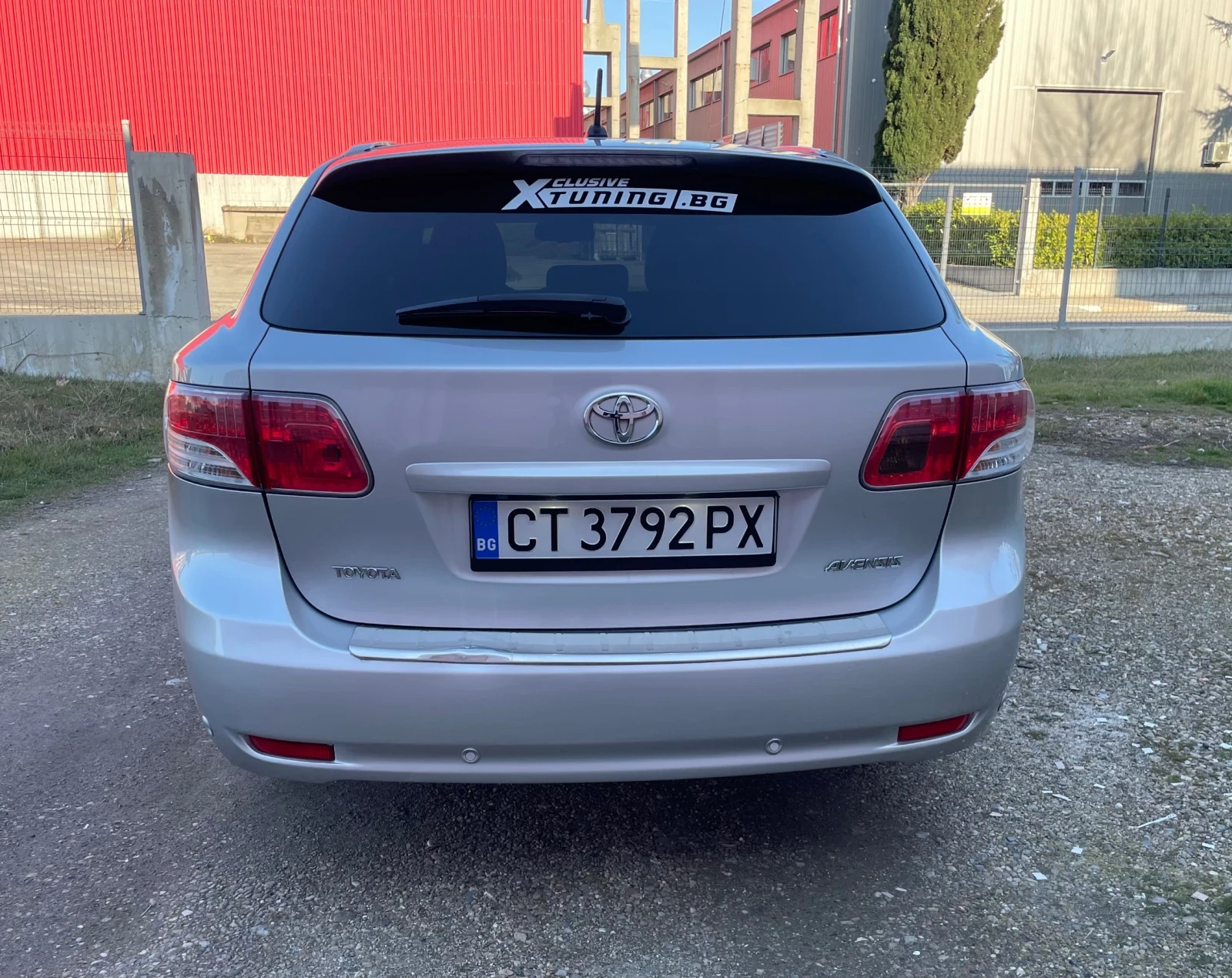 Toyota Avensis 2.0, снимка 3 - Автомобили и джипове - 53866909