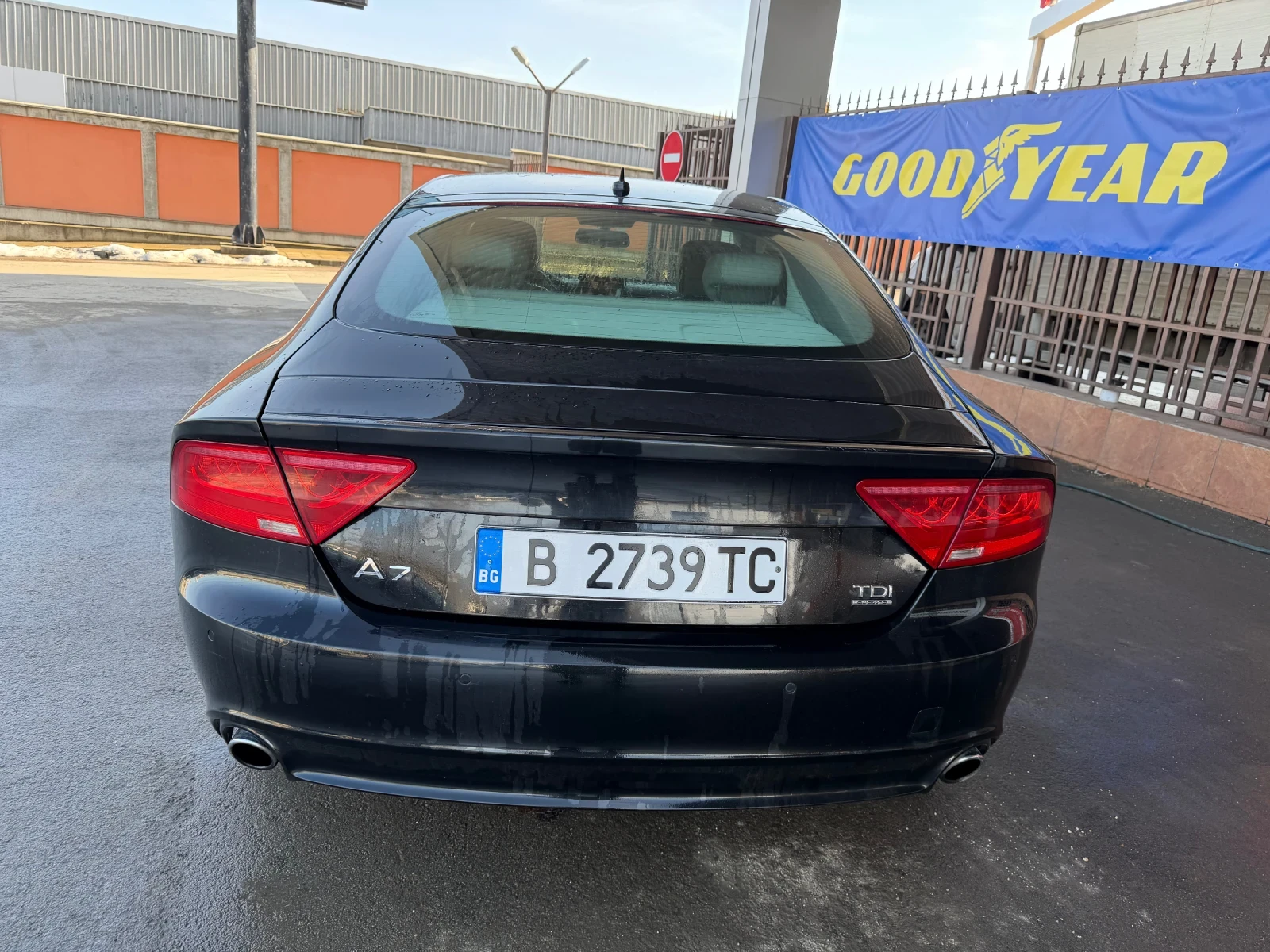Audi A7 БАРТЕР* ОБСЛУЖЕН* 3.0Д* 4х4, снимка 6 - Автомобили и джипове - 53980407