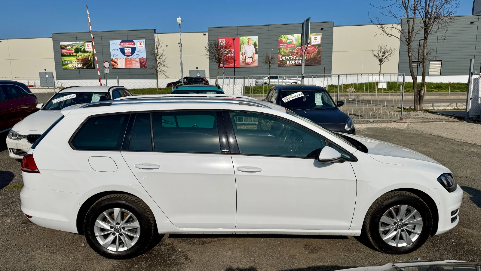 VW Golf DSG Внос ШВЕЙЦАРИЯ! PDC, NAVI, Автопилот, Камера, , снимка 4 - Автомобили и джипове - 53994280