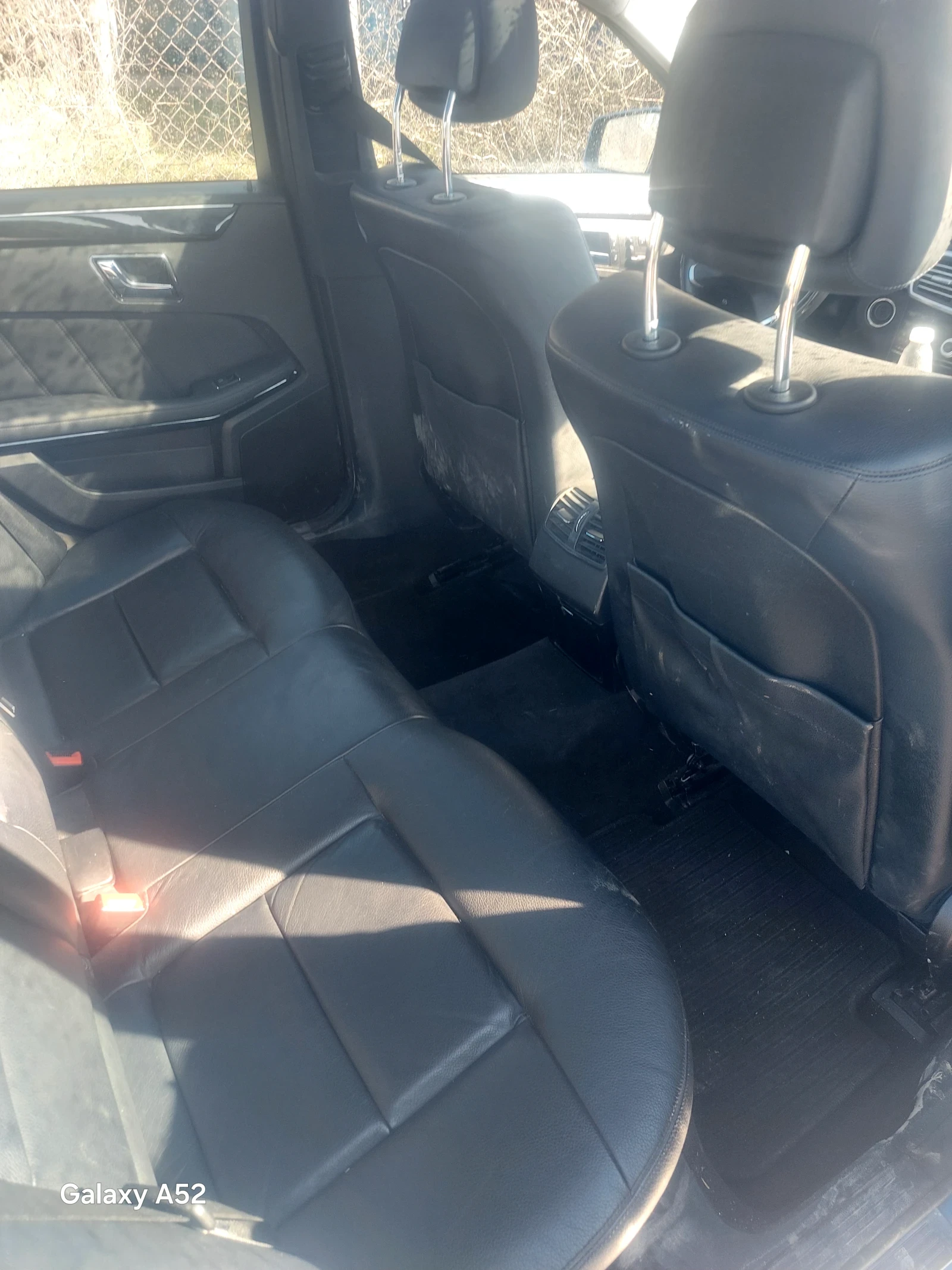 Mercedes-Benz E 350, снимка 10 - Автомобили и джипове - 54286141