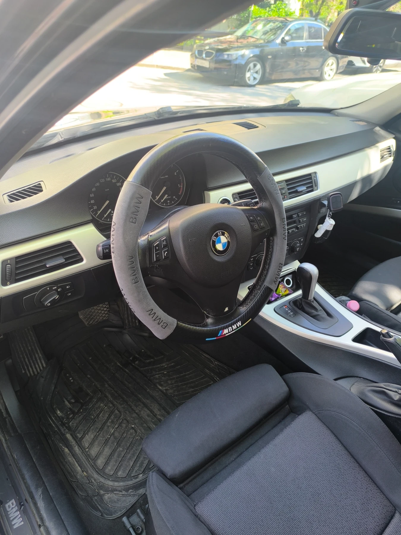 BMW 320, снимка 8 - Автомобили и джипове - 54271509