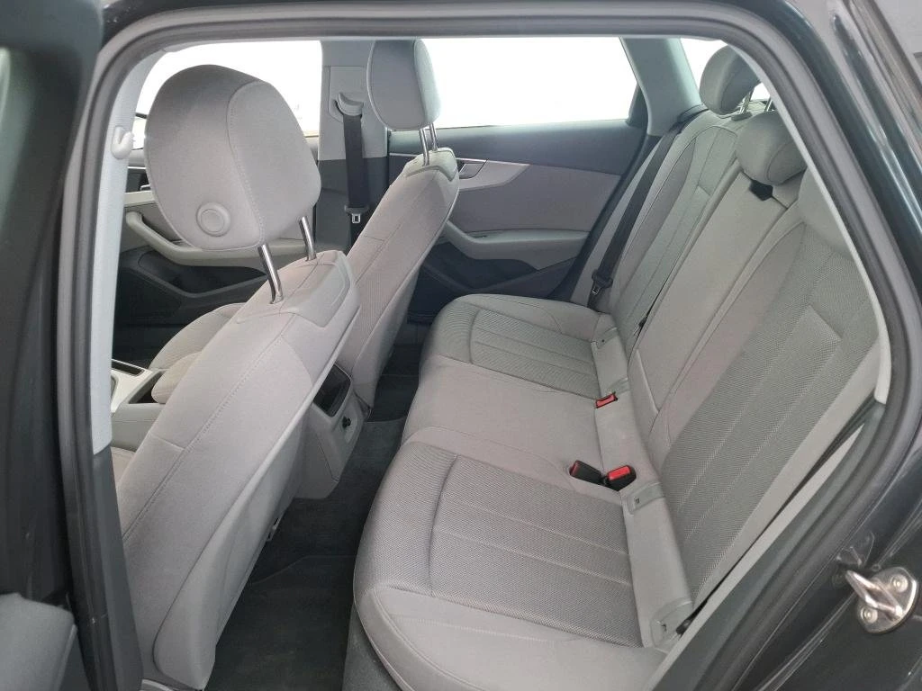 Audi A4 35TDI, снимка 11 - Автомобили и джипове - 54451930
