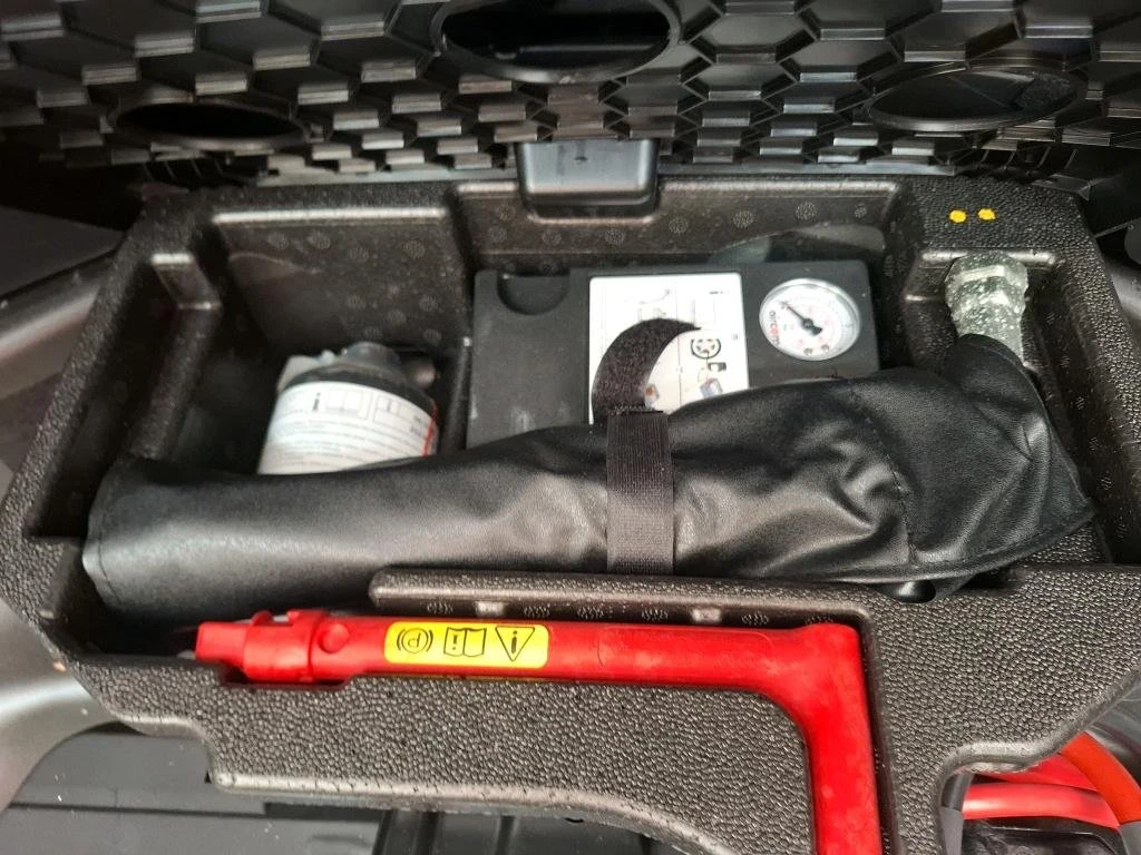 Audi A4 35TDI, снимка 3 - Автомобили и джипове - 54451930
