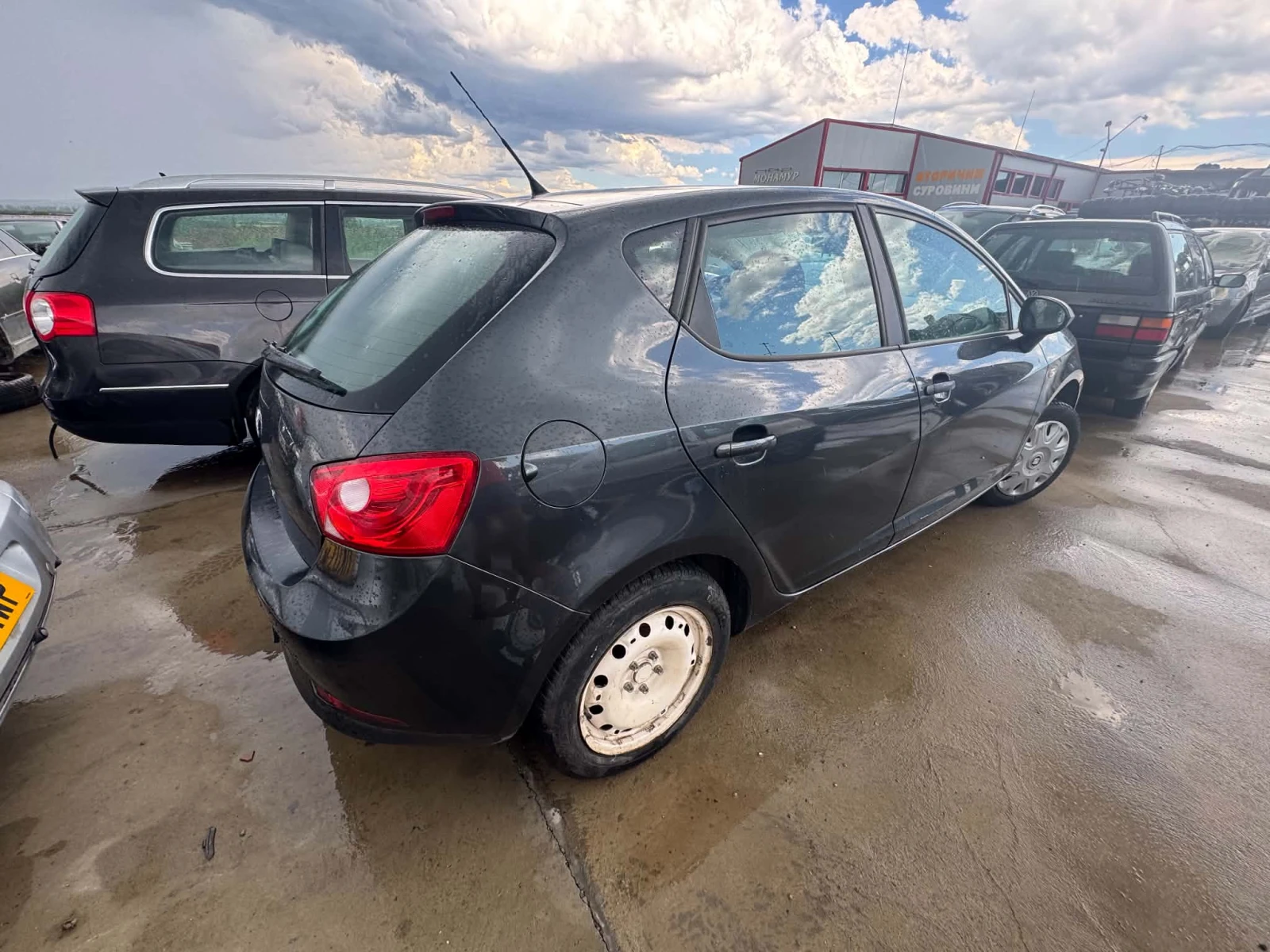 Seat Ibiza, снимка 4 - Автомобили и джипове - 54915082