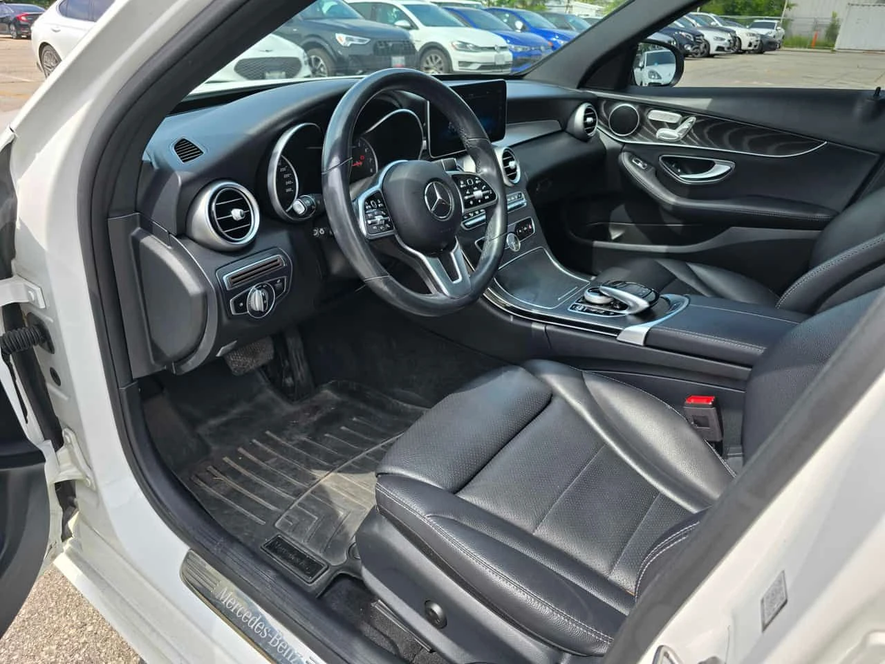 Mercedes-Benz C 300 4MATIC/360/ПАНОРАМА/ПОДГРЕВИ, снимка 7 - Автомобили и джипове - 55064872