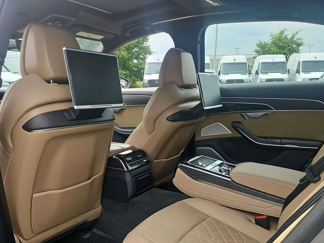 Audi A8 * 55 TFSI quattro * CARFAX * ТЕЛЕВИЗОРИ * , снимка 17 - Автомобили и джипове - 55422621