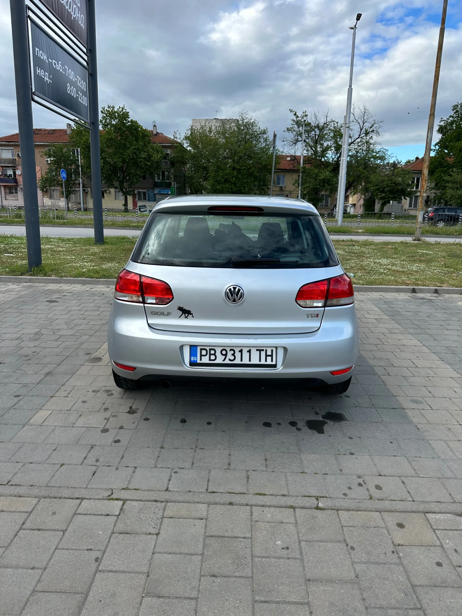 VW Golf VW GOLF 1.6TDI, снимка 4 - Автомобили и джипове - 55588062