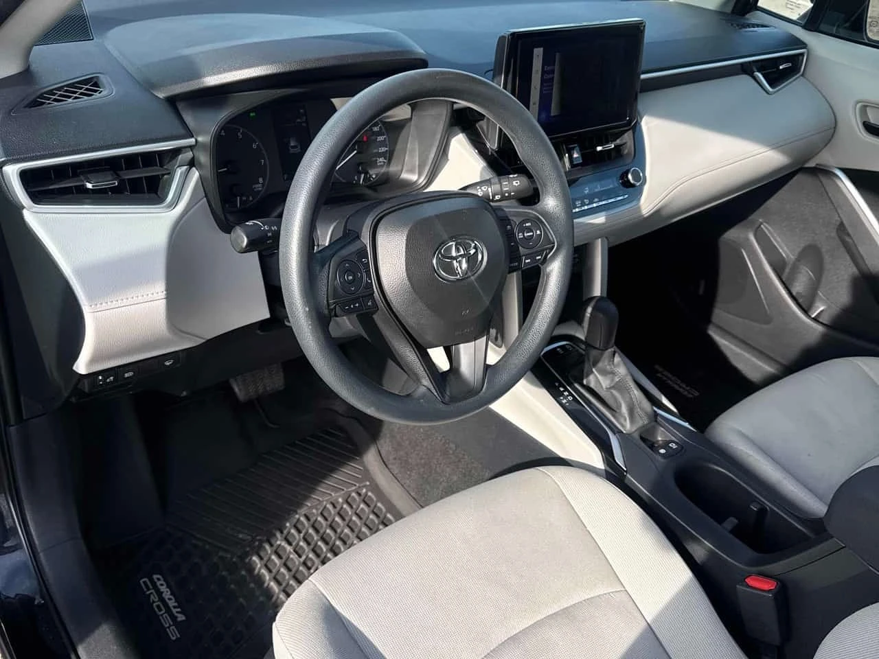 Toyota Corolla Cross * L * АВТОКРЕДИТ БЕЗ ПЪРВОНАЧАЛНА ВНОСКА* , снимка 5 - Автомобили и джипове - 56177033