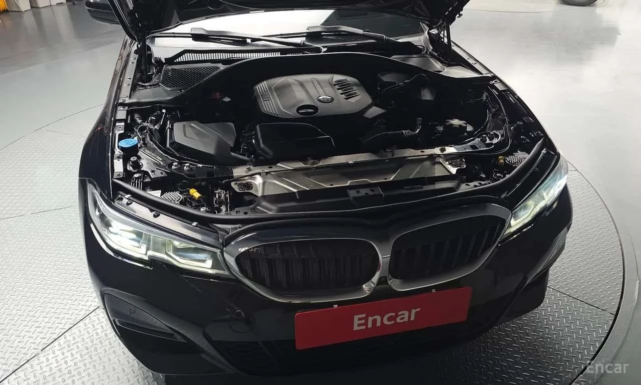 BMW 320 d * xDrive * M Sport * 360 Камера * Head up * , снимка 17 - Автомобили и джипове - 56311121