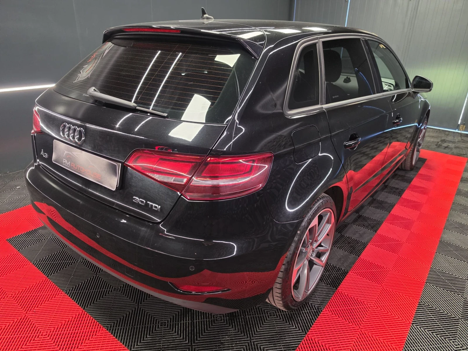 Audi A3 1.6TDI* SPORTBACK* S-LINE* S-TRONIC* NAVI* TOP | Mobile.bg � ����������� 4