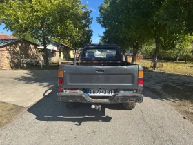 Toyota Hilux 2.4 D, снимка 3