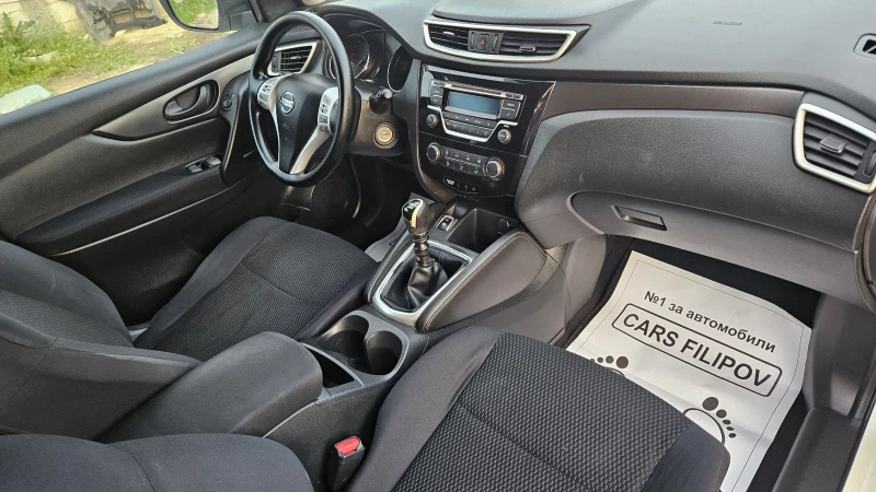 Nissan Qashqai 1.5 DCI, снимка 12 - Автомобили и джипове - 51916128
