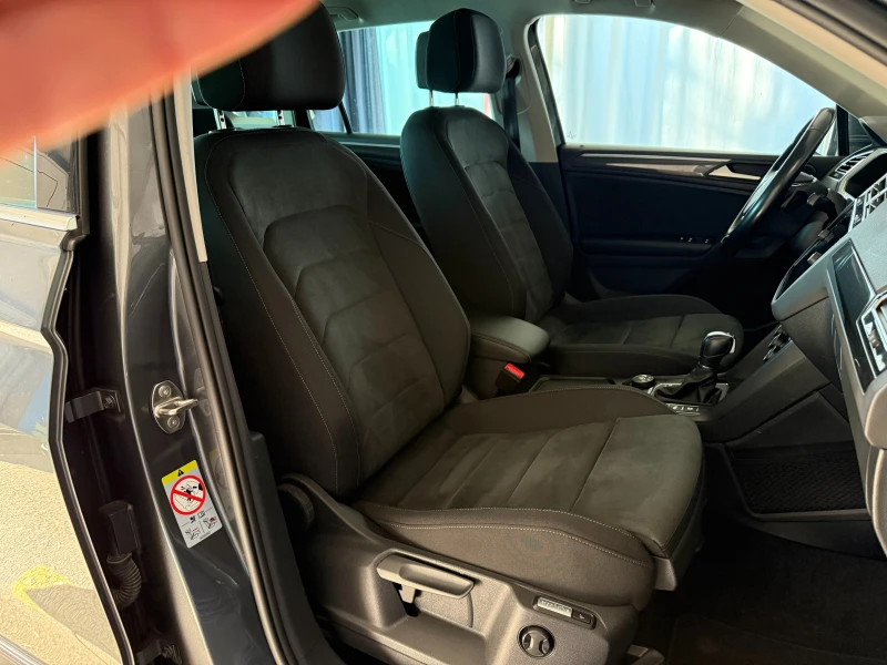 VW Tiguan 2.0TDI* 4x4* СЕРВИЗНА КНИЖКА С ПЪЛНА ИСТОРИЯ В VW, снимка 12 - Автомобили и джипове - 51625263