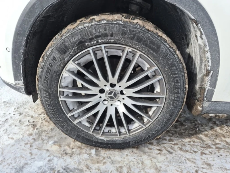 Mercedes-Benz GLC 300 * CARFAX * ПАНОРАМА* ПОДГРЕВИ* , снимка 6 - Автомобили и джипове - 53328301