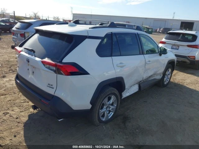 Toyota Rav4 2020 TOYOTA RAV4 HYBRID XLE, снимка 8 - Автомобили и джипове - 48299143