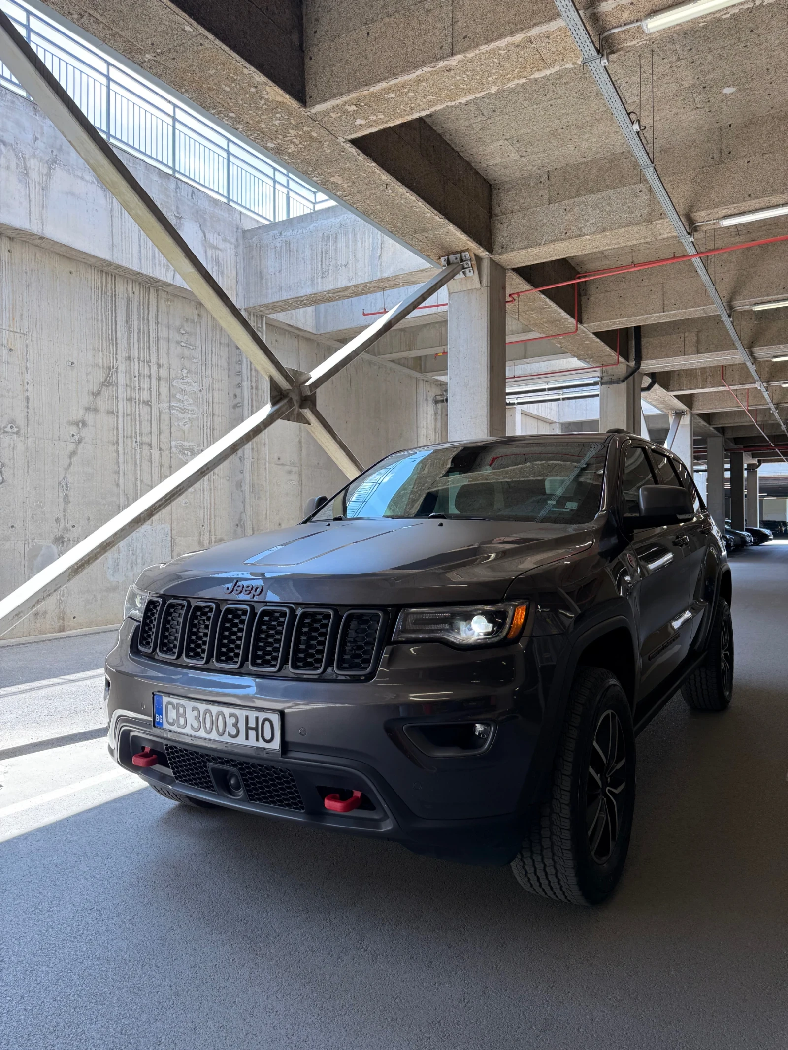 Jeep Grand cherokee TRAILHAWK 5, 7 HEMI - изображение 3