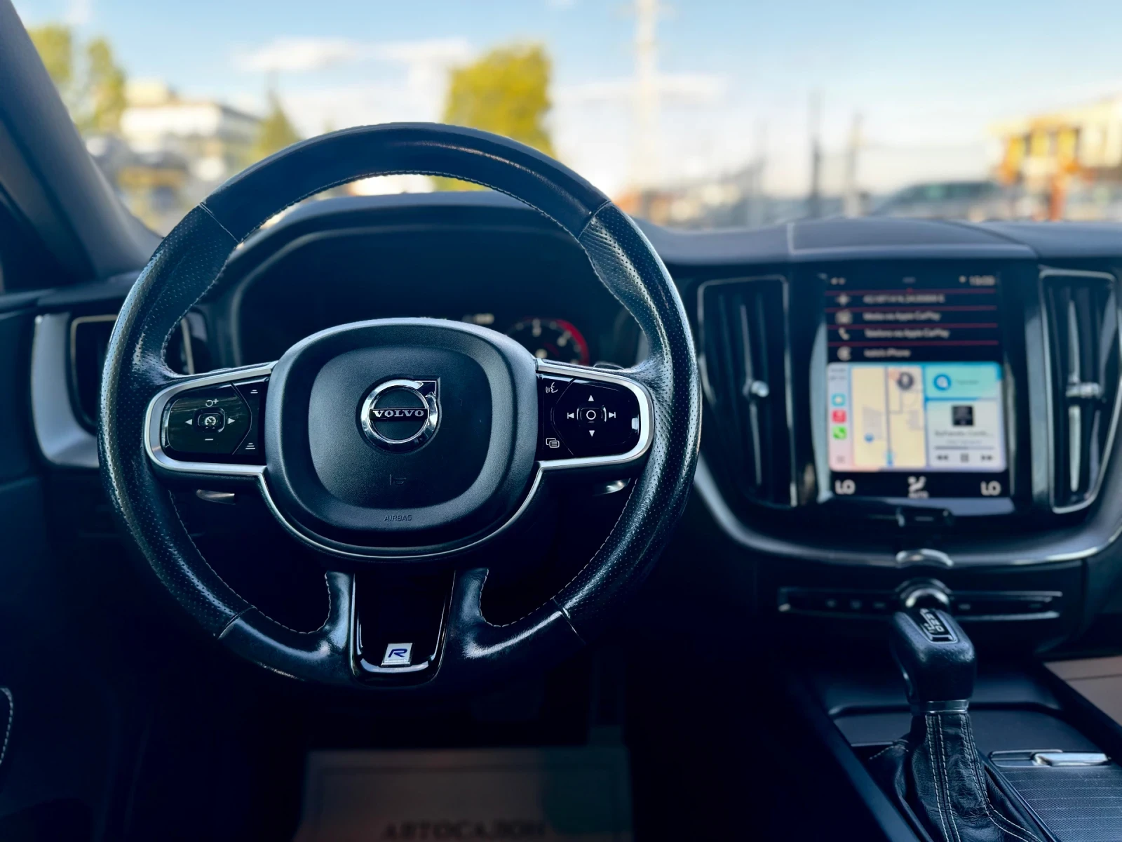Volvo XC60 2.0 ДИЗЕЛ 190 К.С 4х4 R-DESIGN БЕЗ АНАЛОГ!СЕРВИЗНА - изображение 10