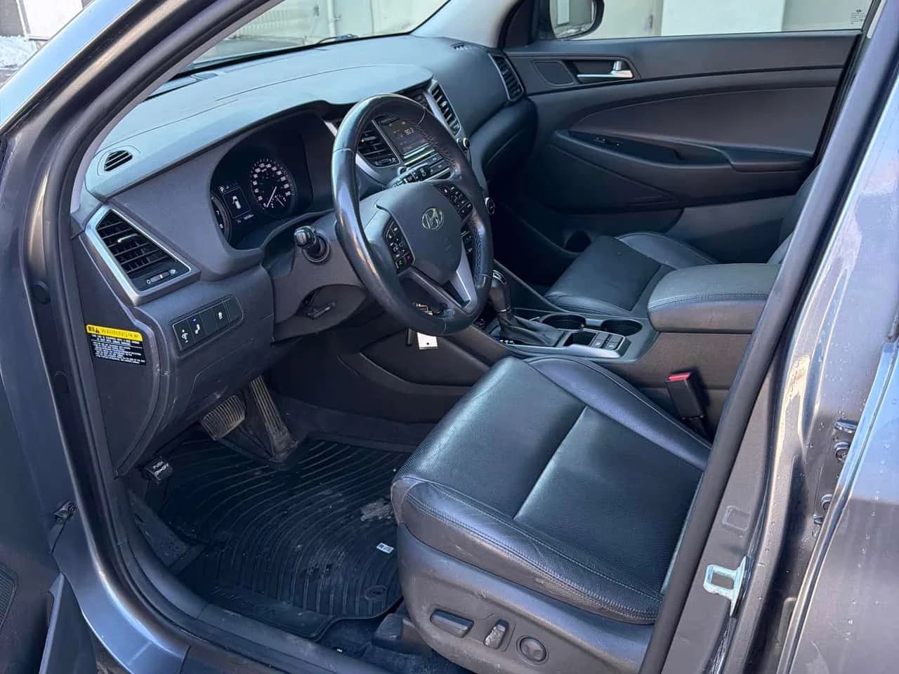 Hyundai Tucson * ���� ������* ���� �� �� * �������� ������� *  | Mobile.bg � ����������� 7