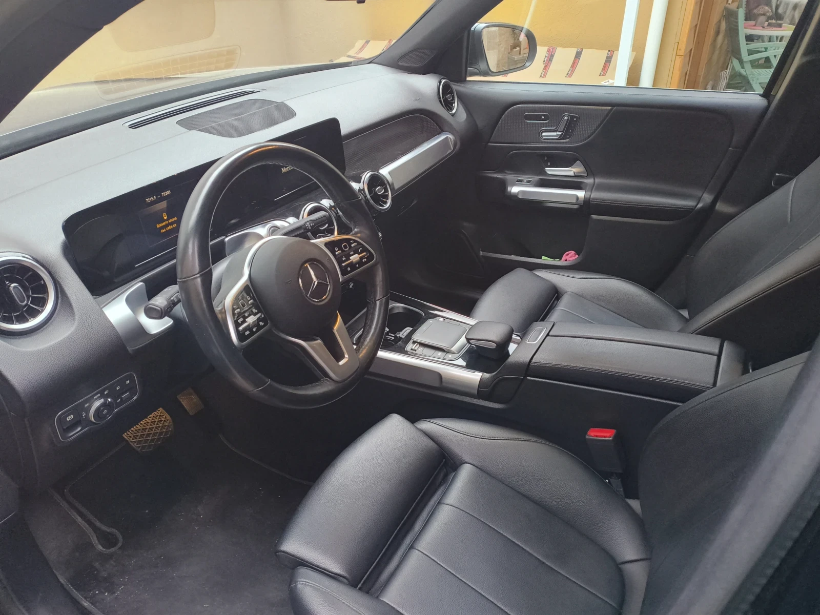 Mercedes-Benz GLB 250 4matic, снимка 6 - Автомобили и джипове - 53969433