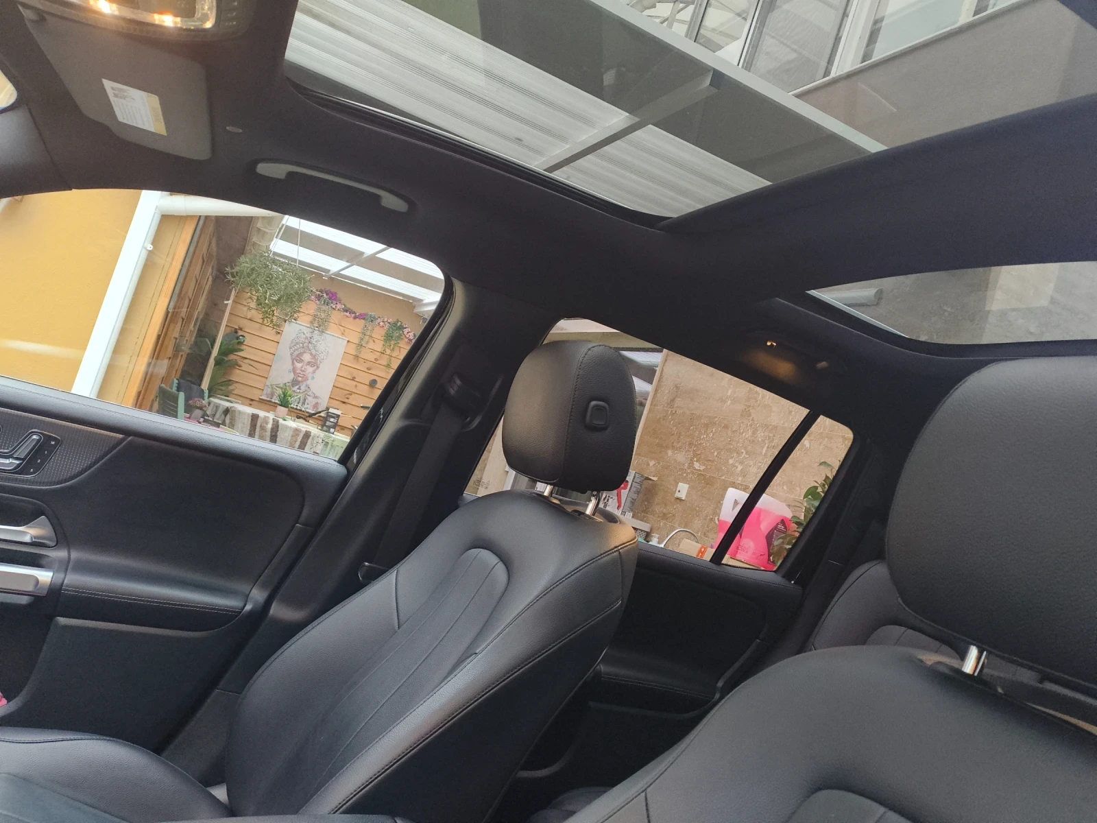 Mercedes-Benz GLB 250 4matic, снимка 7 - Автомобили и джипове - 53969433