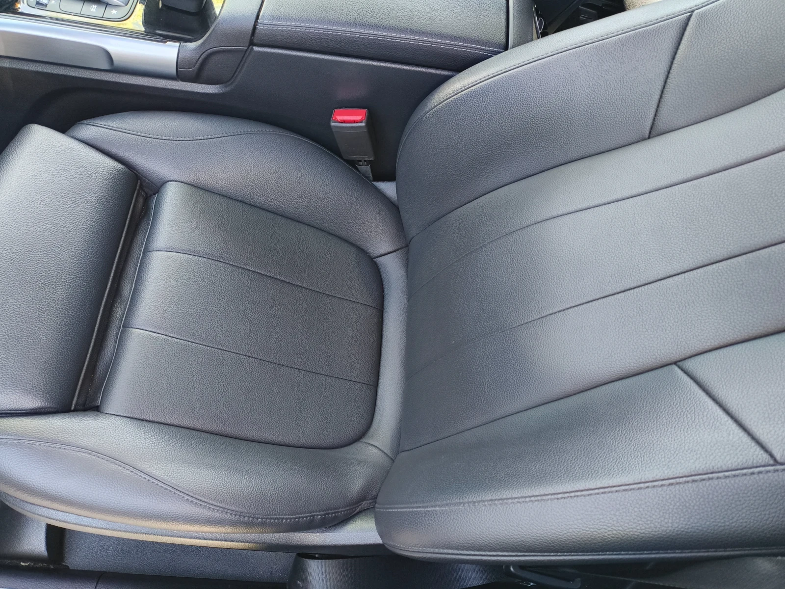 Mercedes-Benz GLB 250 4matic, снимка 11 - Автомобили и джипове - 53969433