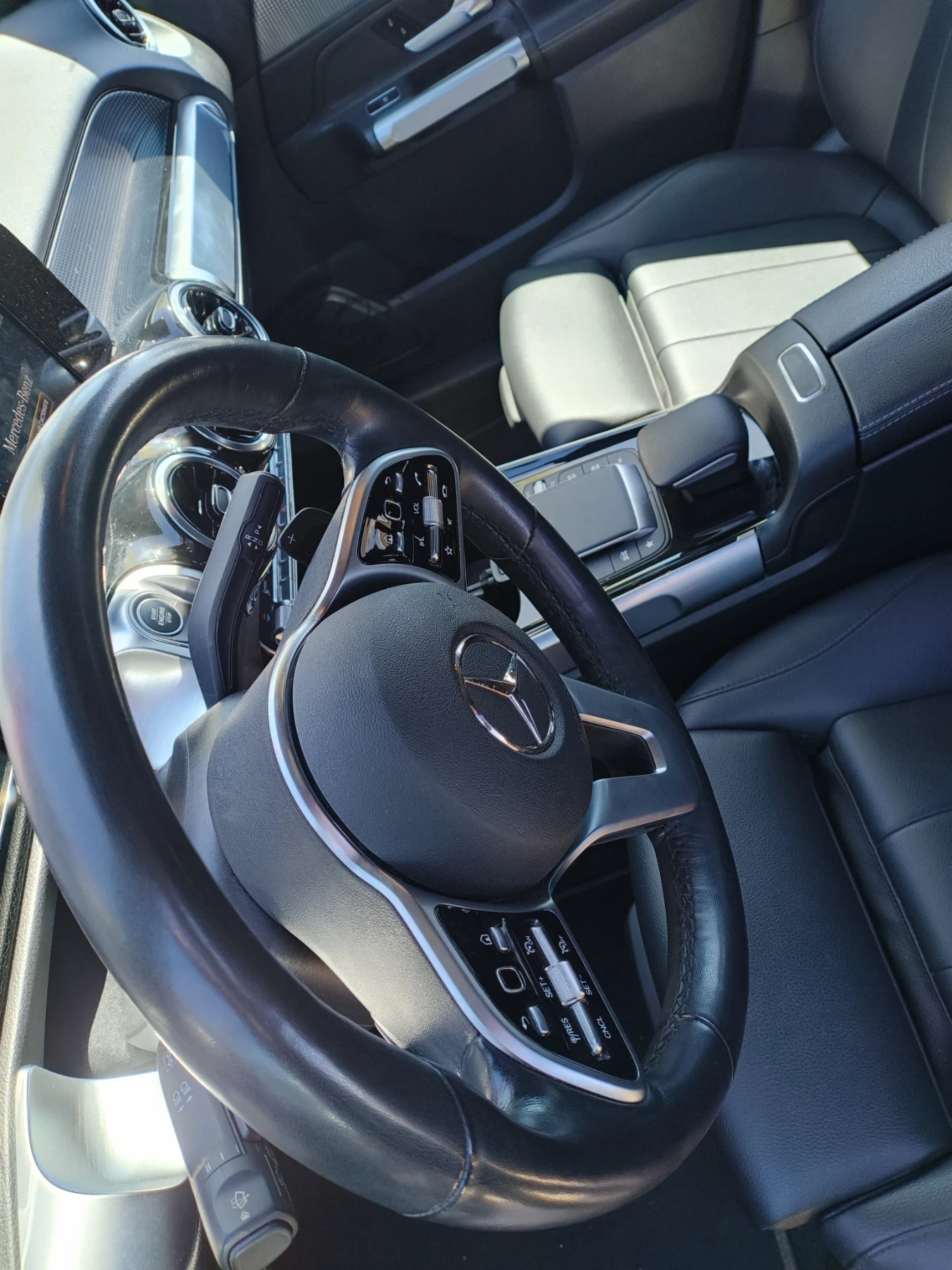 Mercedes-Benz GLB 250 4matic, снимка 7 - Автомобили и джипове - 53969433