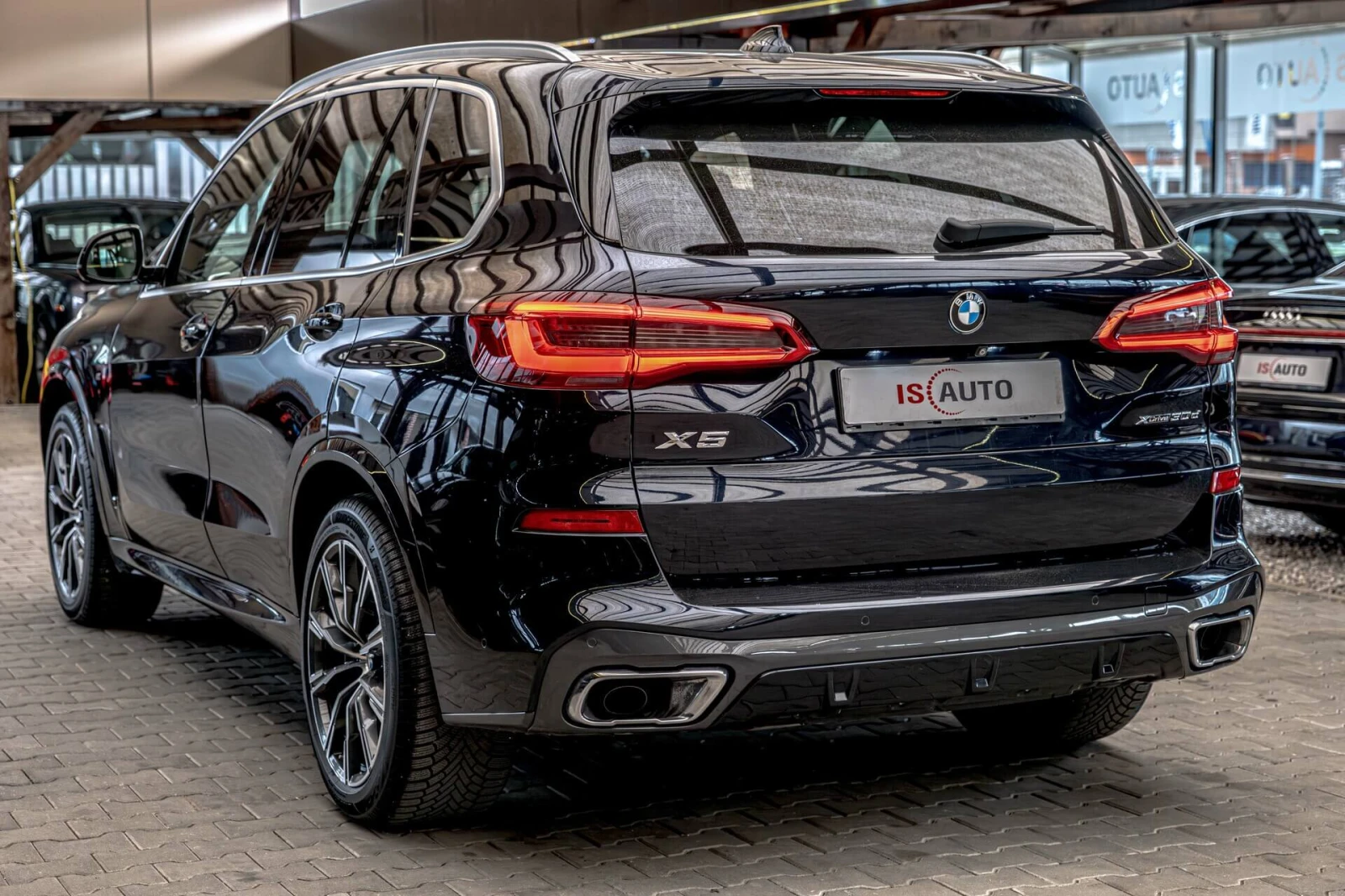 BMW X5 30d/SKY Lounge/Ambient/HuD/M-Aero.Dynamic/Камера 3, снимка 5 - Автомобили и джипове - 54458942