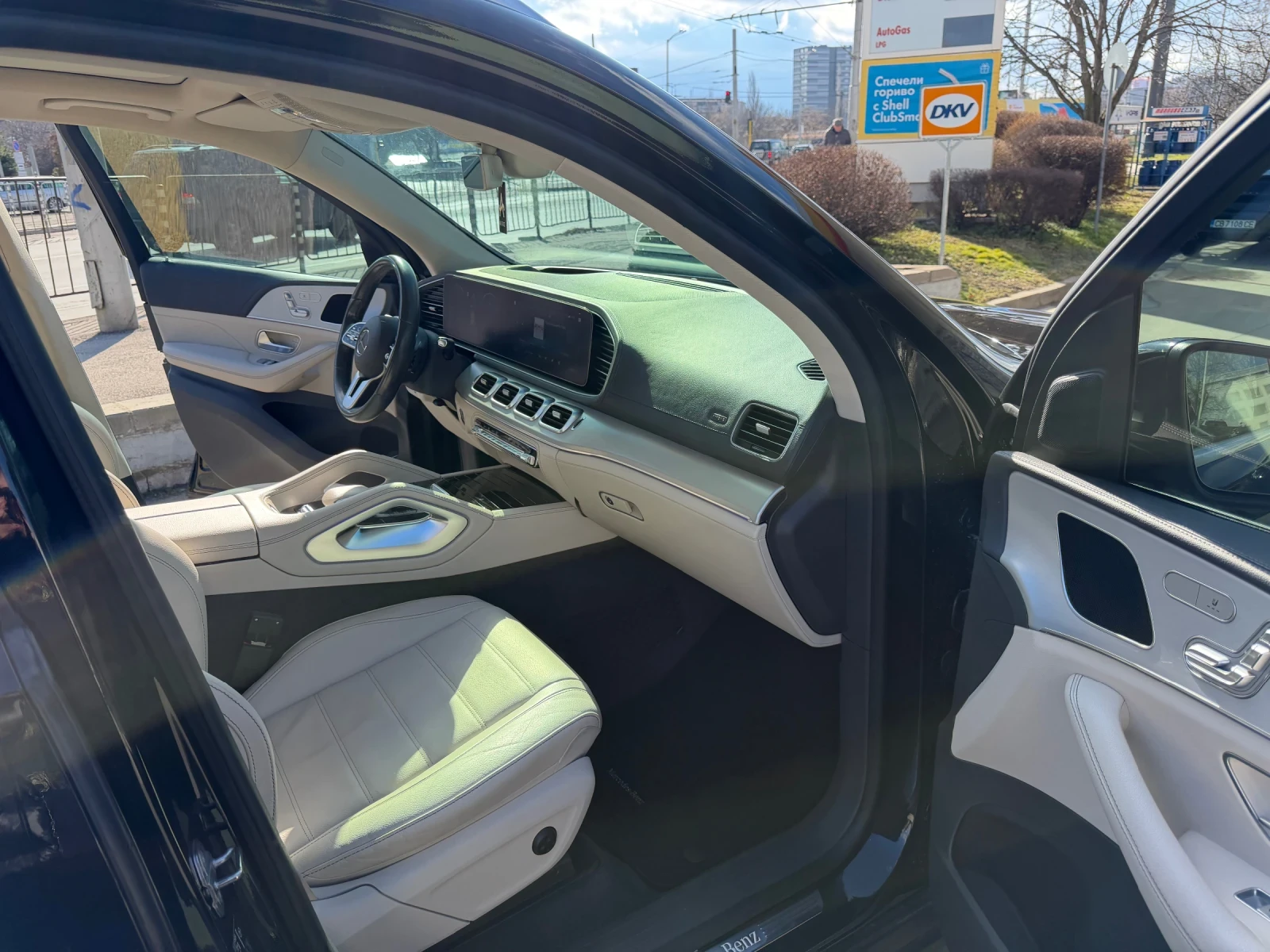 Mercedes-Benz GLE 350 AMG LINE PERFEKT, снимка 14 - Автомобили и джипове - 55081736