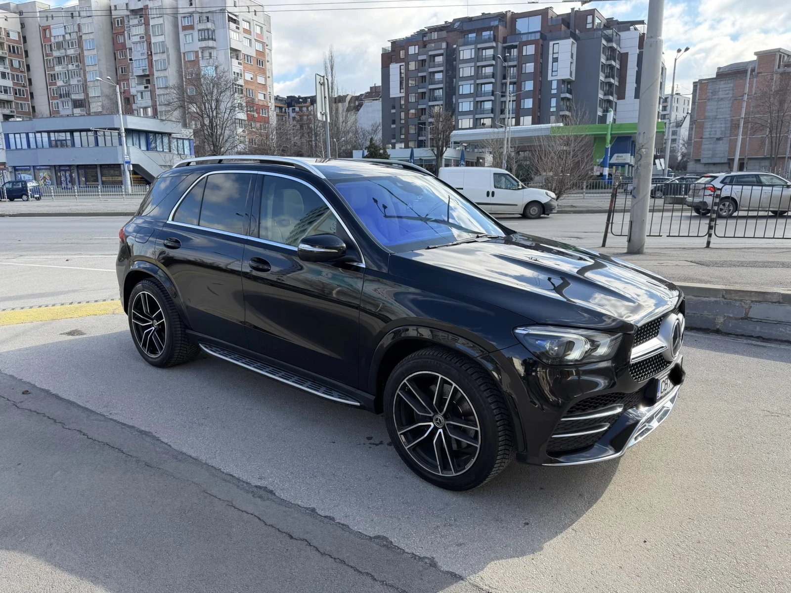 Mercedes-Benz GLE 350 AMG LINE PERFEKT, снимка 2 - Автомобили и джипове - 55081736