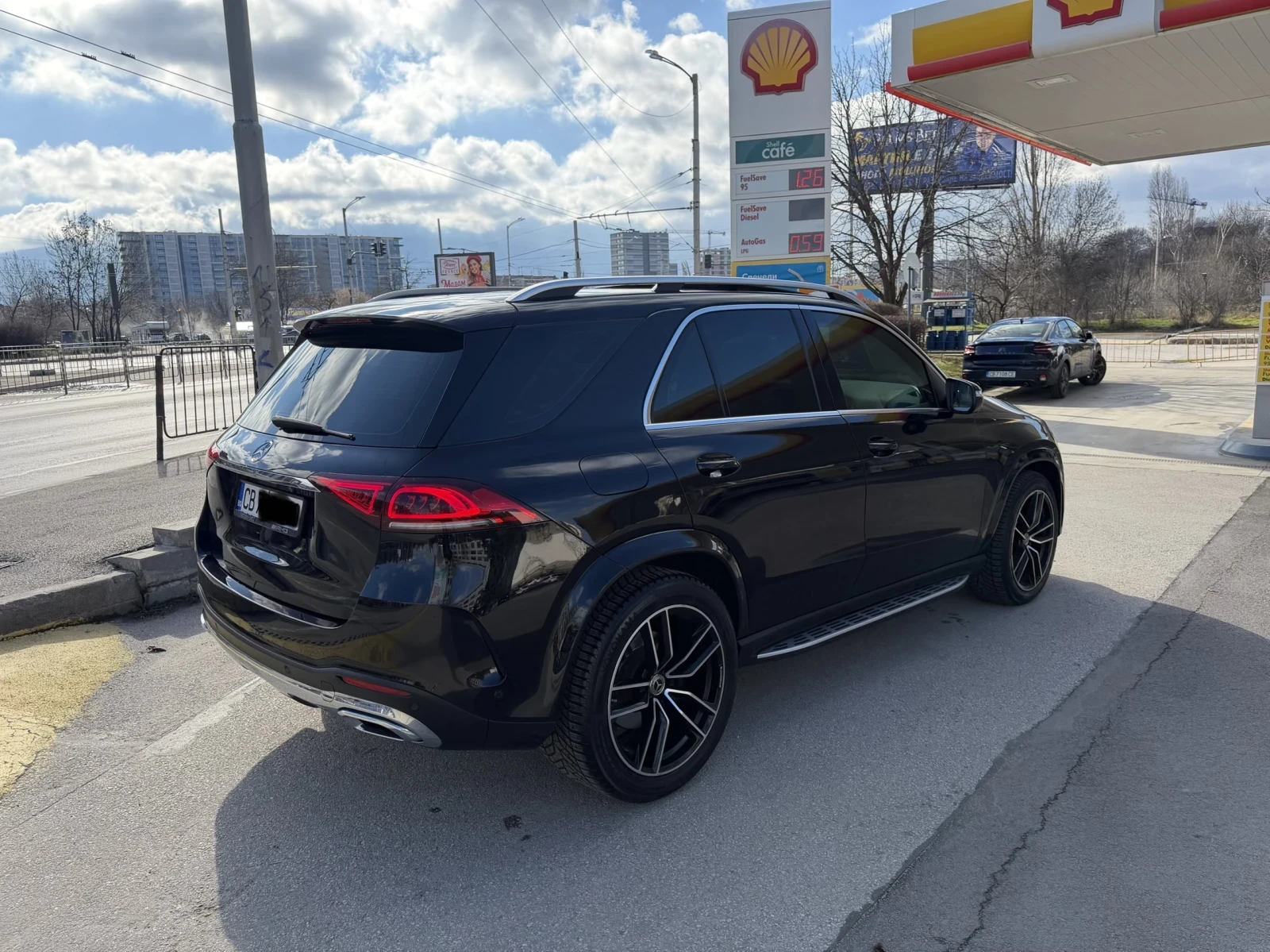 Mercedes-Benz GLE 350 AMG LINE PERFEKT, снимка 4 - Автомобили и джипове - 55081736