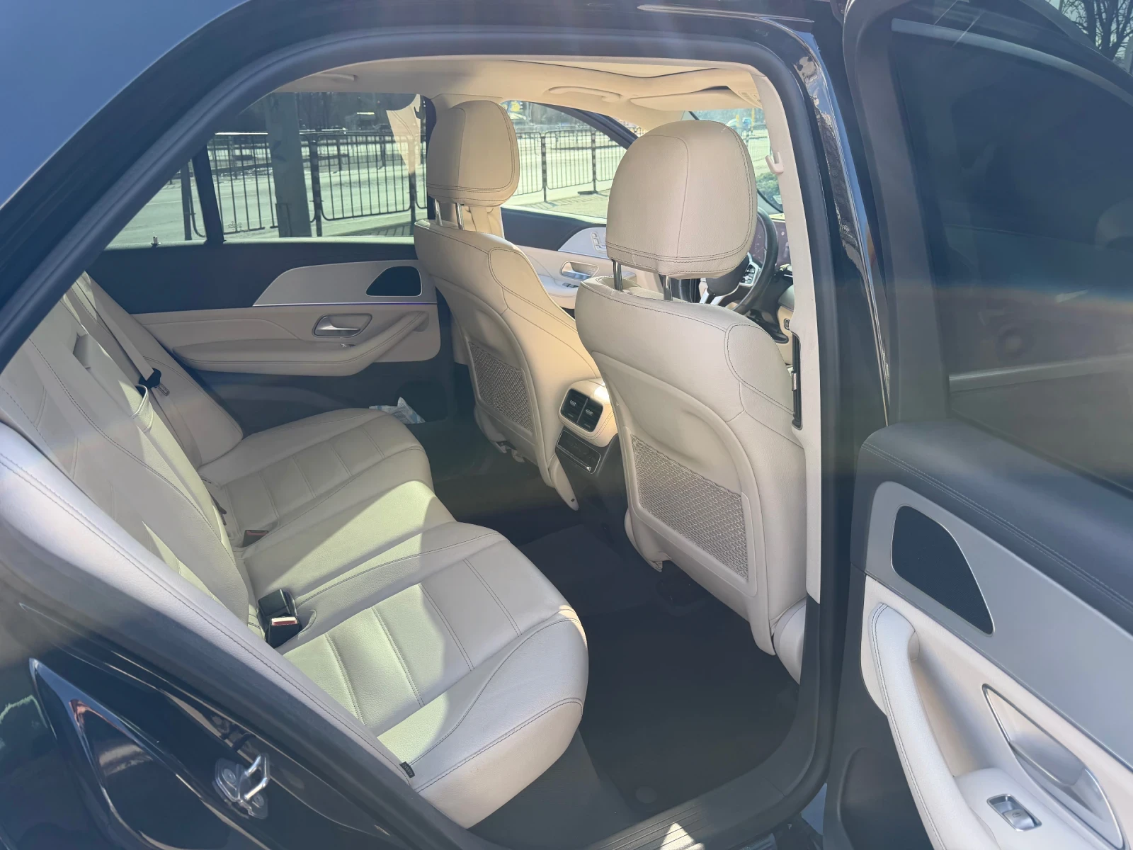 Mercedes-Benz GLE 350 AMG LINE PERFEKT, снимка 13 - Автомобили и джипове - 55081736