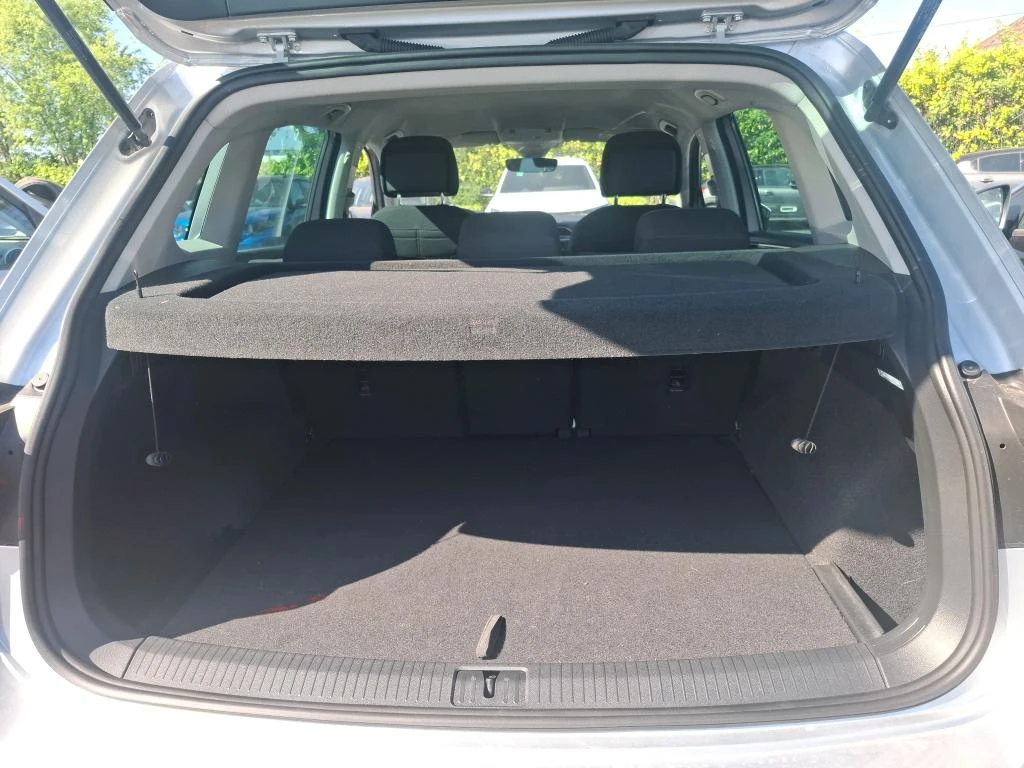 VW Tiguan 2.0 TDI DSG Life, снимка 10 - Автомобили и джипове - 55385366