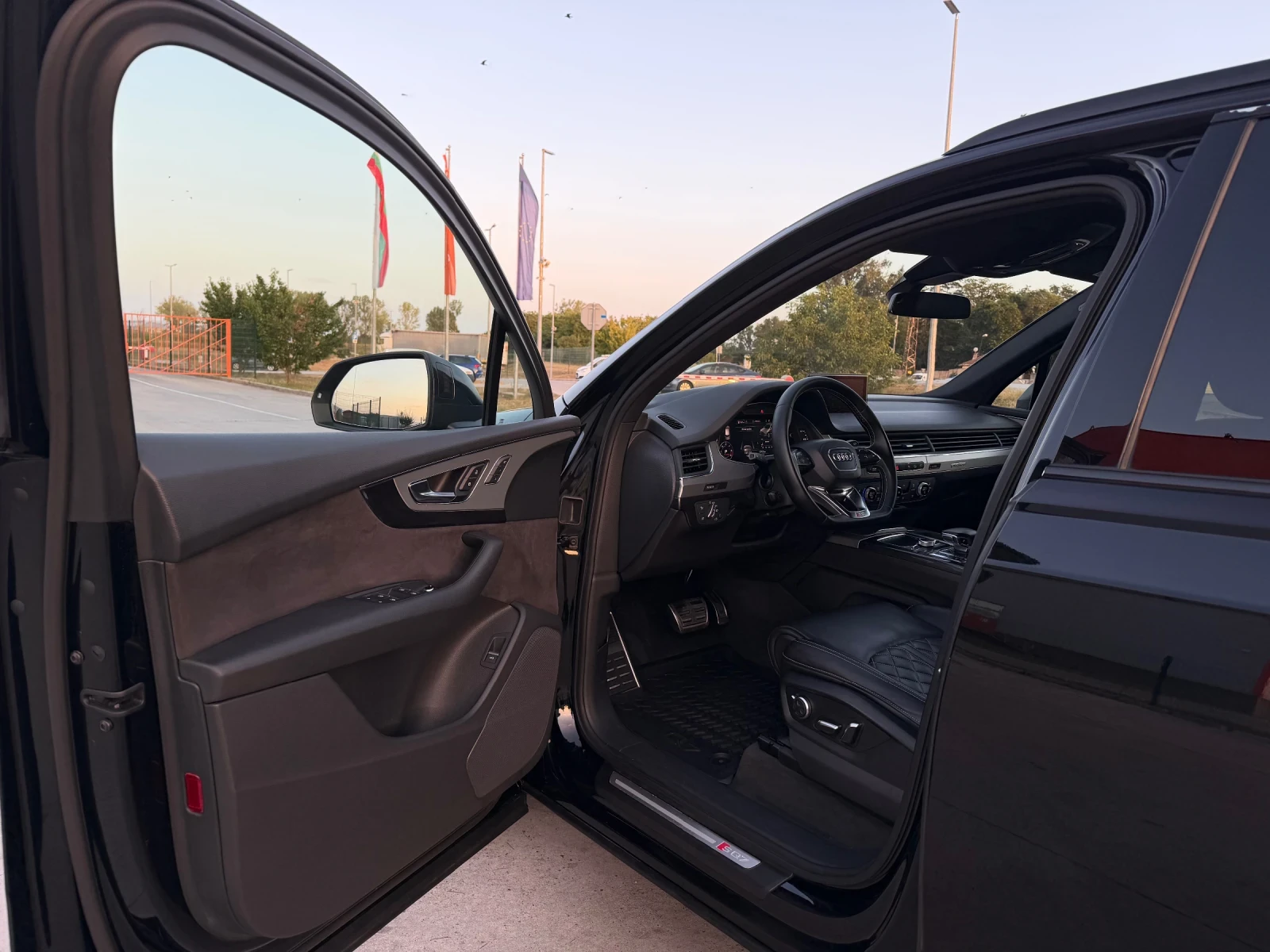 Audi SQ7 4.0TDI Germany , снимка 9 - Автомобили и джипове - 55879865